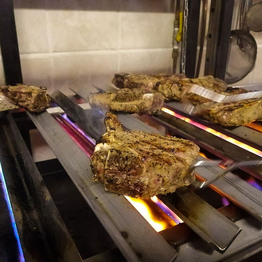 eat steak